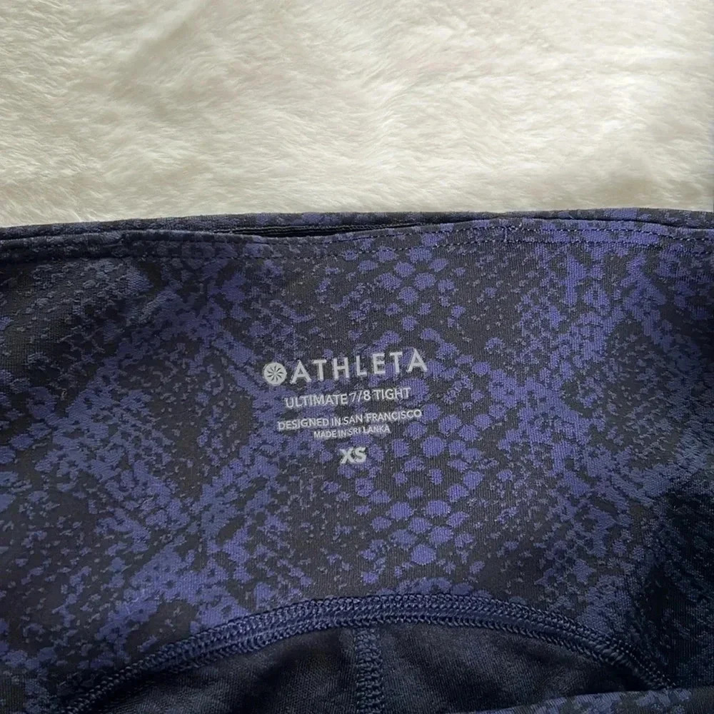 Athleta Ultimate 7/8 Tight Snake Print Blue Size XS - Picture 7 of 10